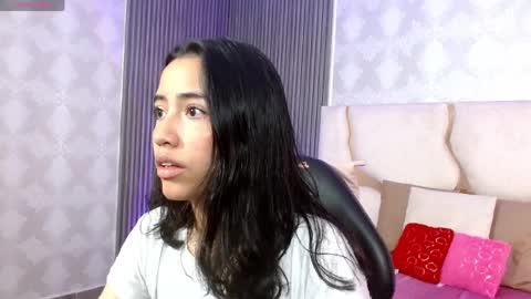 Joselyn  online show from April 10, 12:32 pm