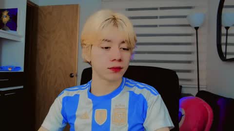 joseon_cute online show from June 17, 12:48 am