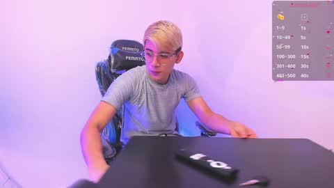 JOSEPH BROWN online show from January 3, 12:29 pm