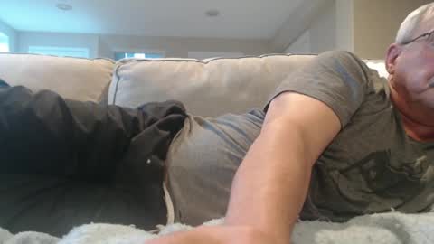 josephgr2021 online show from January 19, 11:32 pm