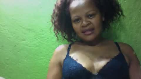 josephiealdy online show from March 30, 5:40 am