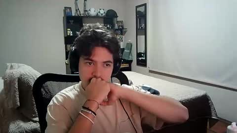 Josh online show from December 3, 2:20 am