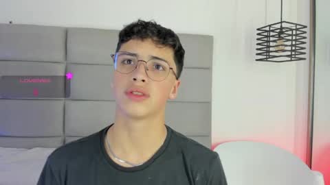 Josh online show from April 2, 4:09 am