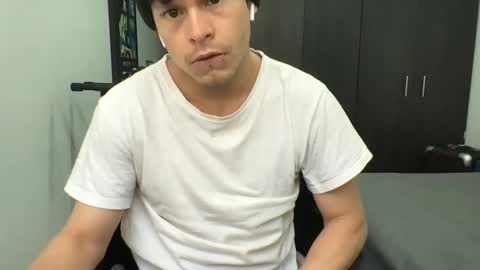 Nicolas online show from February 26, 5:00 pm