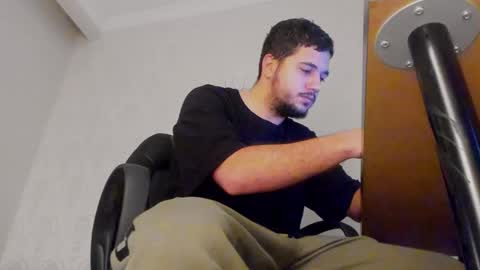 JoshKnight online show from November 11, 6:04 am