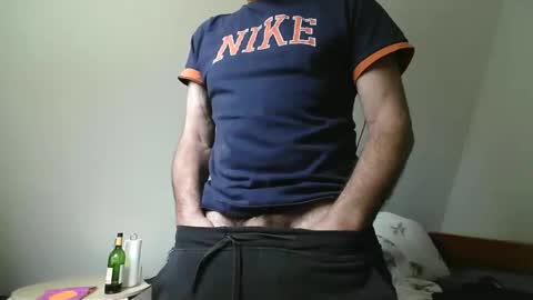 Snapshot of josin75 chatting on October 27, 10:26 am THE Gentleman online show from October 27, 10:26 am