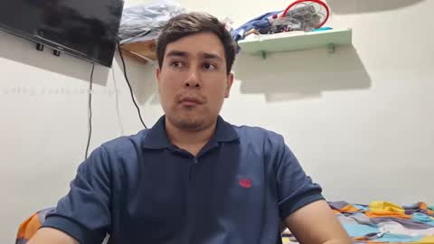 josq121 online show from September 12, 1:35 pm