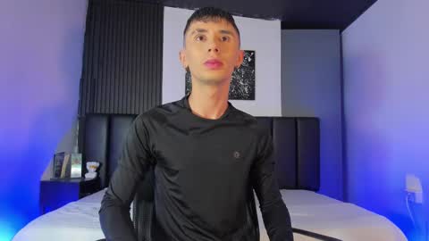 Jota Stivens online show from February 25, 11:32 am