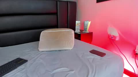 Jota Stivens online show from September 20, 11:46 am