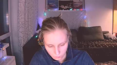 joy_keys online show from January 6, 9:43 pm