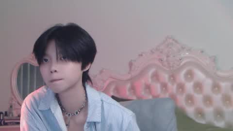 joycekay online show from April 7, 9:39 pm