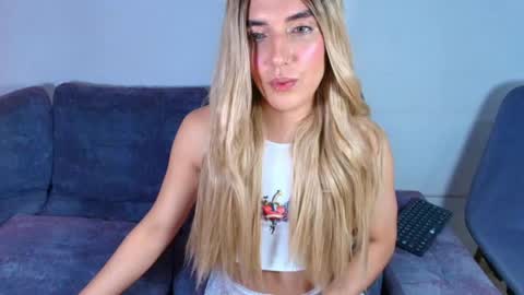 joywinks online show from April 19, 1:17 am