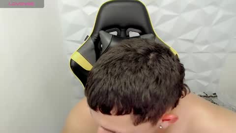 jr_nino online show from January 29, 6:39 pm