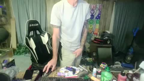 jrizzle1111 online show from September 23, 6:51 am