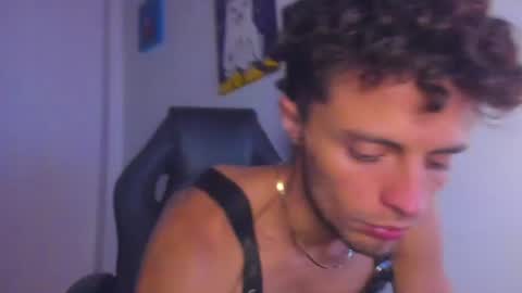 jsiestudios online show from July 4, 2:37 am