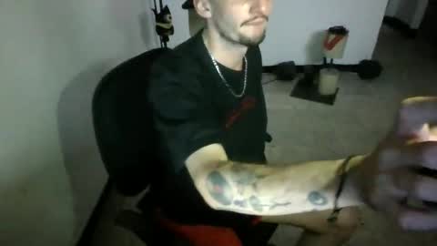 juan235665 online show from May 19, 1:56 am