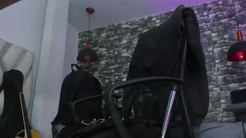 juan_jsmith online show from March 5, 3:29 pm