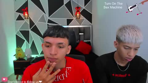 JuanSteven online show from March 27, 4:07 am