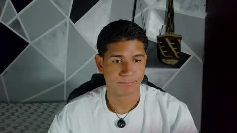 Juan online show from May 20, 1:24 am