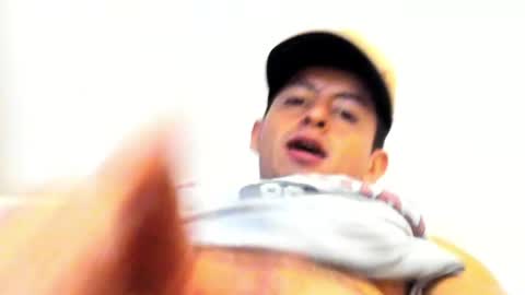 Juan online show from May 13, 11:14 pm