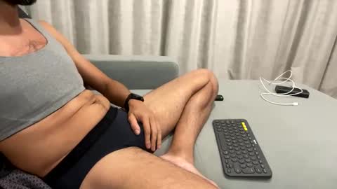 Snapshot of juanxxxo_ chatting on February 24, 8:14 pm juanxxxo_ online show from February 24, 8:14 pm
