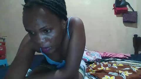 juice_petite3 online show from February 27, 12:36 am