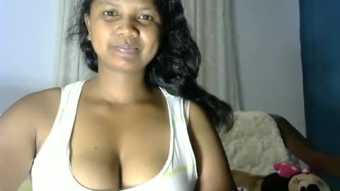 stellah online show from May 19, 3:46 am