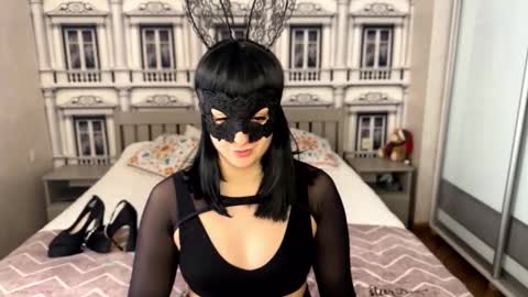 Lizzy online show from January 19, 11:42 am