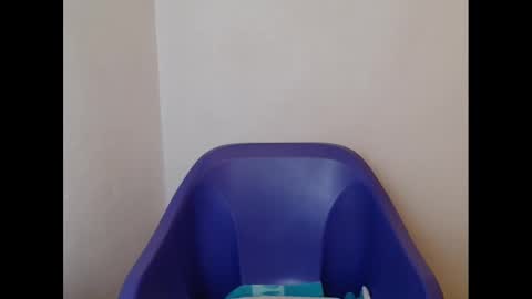 juicyxpink online show from March 11, 11:12 am