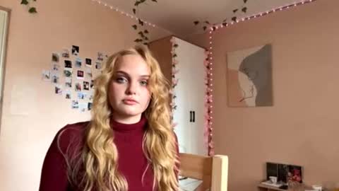 Alana online show from March 14, 11:36 am