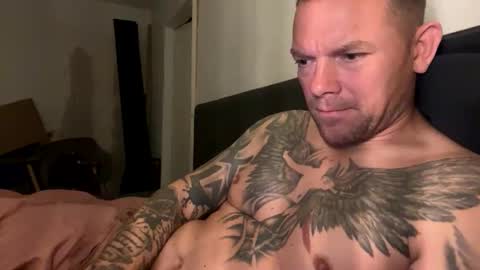 Snapshot of julemanddenmark chatting on October 24, 10:43 pm julemanddenmark online show from October 24, 10:43 pm