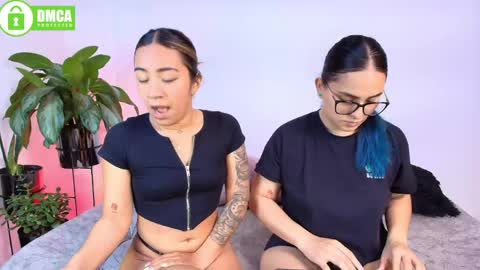 Jules and Gia online show from May 10, 3:51 pm