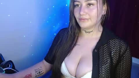 Snapshot of juli_69 chatting on February 22, 3:34 am  Juliana Torres  online show from February 22, 3:34 am