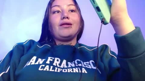 Snapshot of juli_69 chatting on February 13, 11:15 pm  Juliana Torres  online show from February 13, 11:15 pm