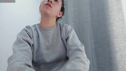 Juli Modelo Independiente online show from September 22, 2:37 am