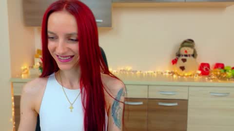 JuliaJae online show from December 20, 6:53 am