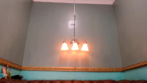 julia_bliss online show from May 9, 1:06 pm
