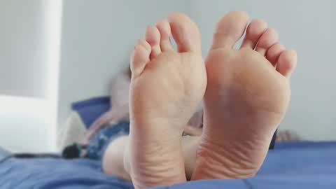 Julia Schedule 10 pm to 4  am GTM-5 online show from March 9, 6:12 pm