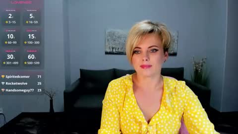 Snapshot of julia_wilsons chatting on September 14, 12:06 pm Julia online show from September 14, 12:06 pm