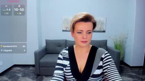 Snapshot of julia_wilsons chatting on February 7, 3:41 pm Julia online show from February 7, 3:41 pm