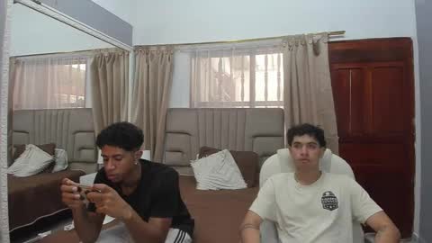 Snapshot of julian_billy chatting on February 12, 5:58 pm julian billy online show from February 12, 5:58 pm