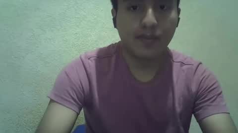 Snapshot of julianalvarez95 chatting on February 4, 1:23 am Julian online show from February 4, 1:23 am