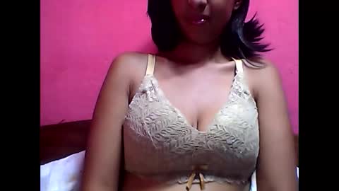 julie0612 online show from February 10, 5:47 am