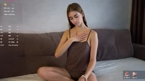 Julie online show from September 16, 6:27 am