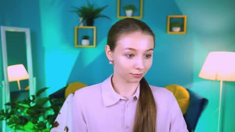 juliedaniel online show from July 21, 11:01 am