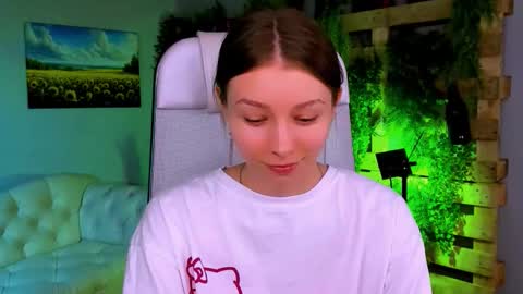 juliedaniel online show from November 21, 8:45 am