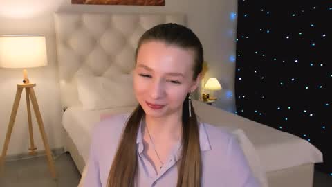 juliedaniel online show from February 11, 8:40 am