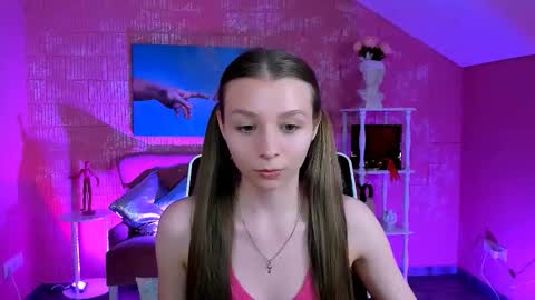 juliedaniel online show from March 13, 10:07 am