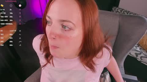Snapshot of juliet_schoolgirl chatting on January 29, 1:48 am Juliet online show from January 29, 1:48 am