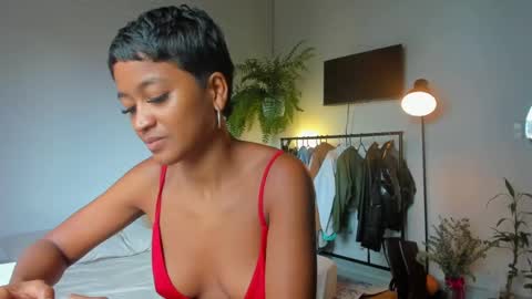 Juli online show from October 1, 8:52 pm